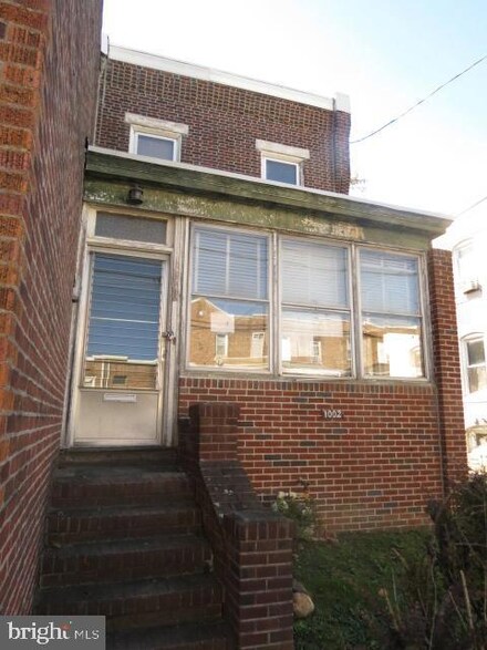 1002 Clifton Ave, Darby, PA 19023