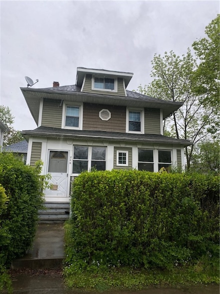 246 Greeley St, Rochester, NY 14609