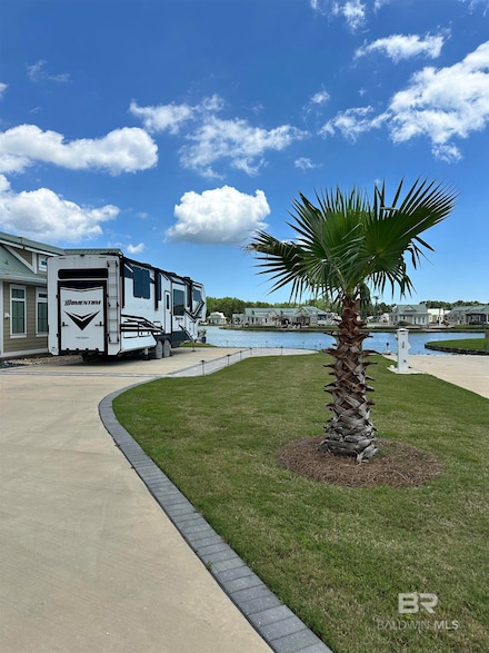 12434 Gateway Dr Unit 187, Elberta, AL 36530