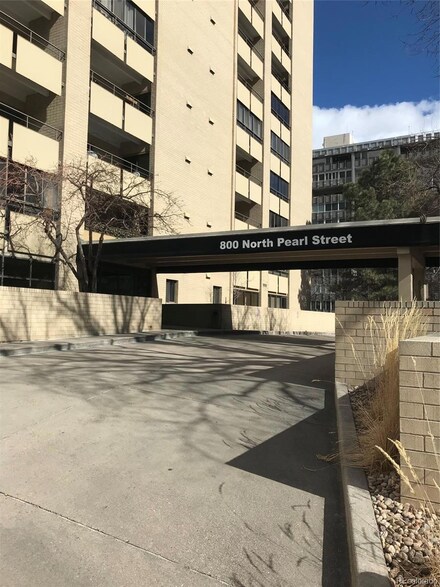 800 Pearl St Unit 807, Denver, CO 80203