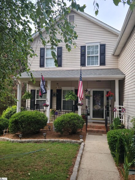 303 Poplar Springs Dr, Mauldin, SC 29662