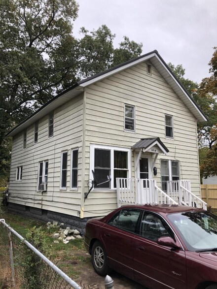 2618 Reynolds St, Muskegon, MI 49444