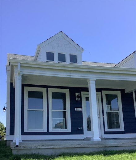 4001 Marais Temps Clair Dr, Saint Charles, MO 63301