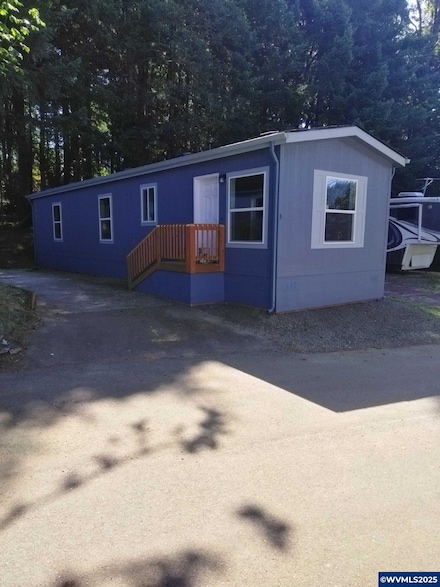 502 N 8th St, Philomath, OR 97370