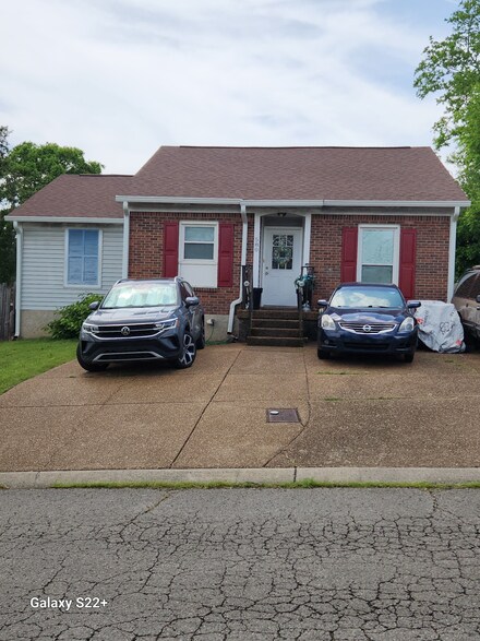 580 Heritage Ln, Madison, TN 37115