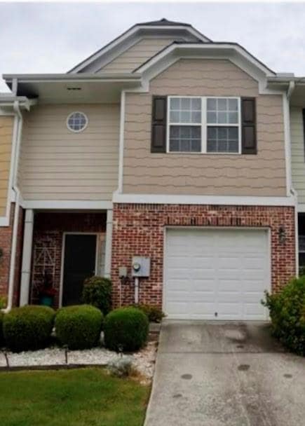 2118 Burns View Ln, Lawrenceville, GA 30044