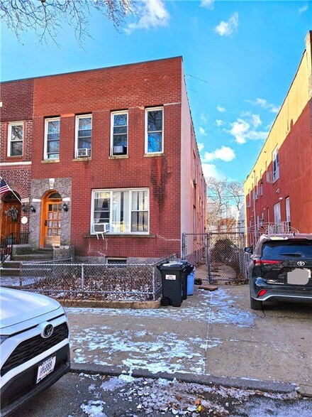 1764 70th St, Brooklyn, NY 11204