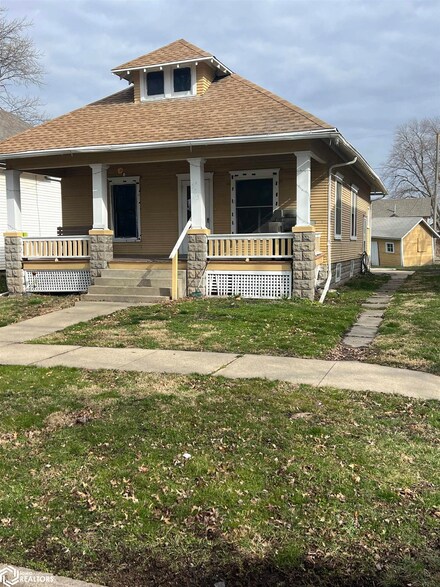 303 E Elm St, Red Oak, IA 51566