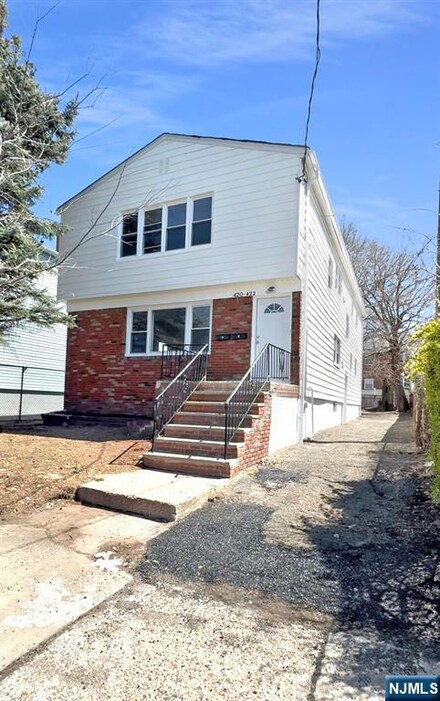 420-422 Fabyan Place, Newark, NJ 07112