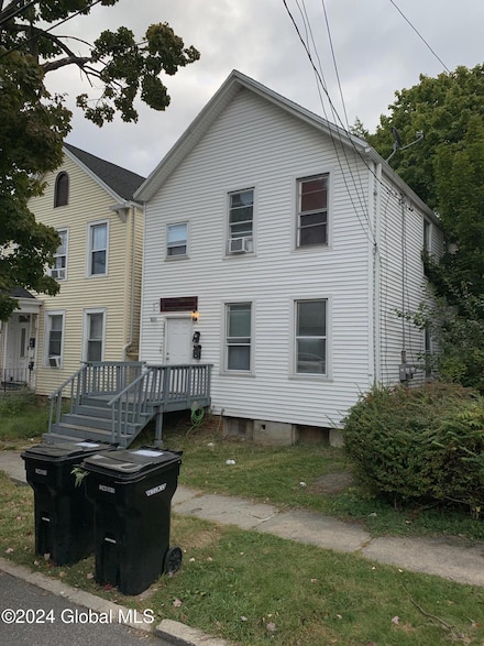 2204 14th St, Troy, NY 12180