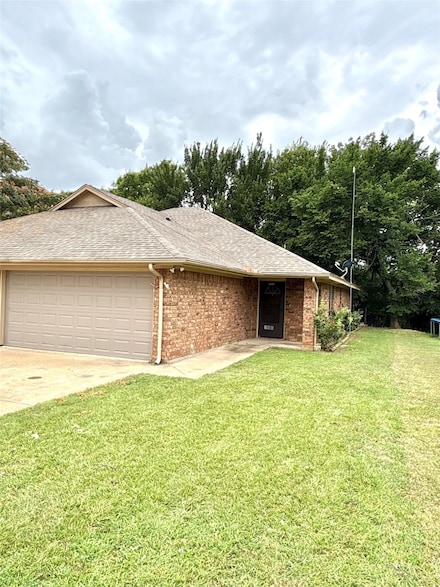 108 Honey Bee Dr Unit 110, Joshua, TX 76058