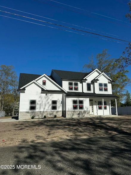 1035 Avon Rd, Pine Beach, NJ 08741