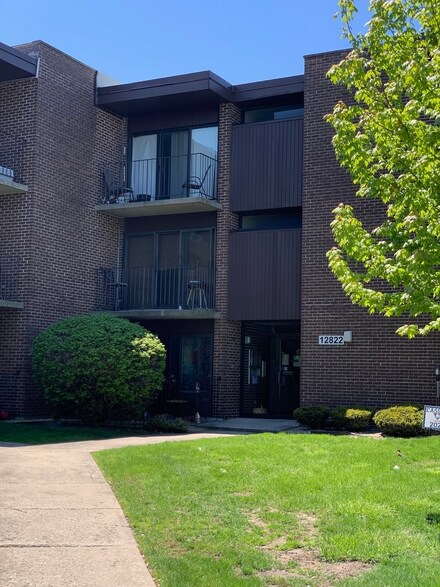 12822 S Kenneth Ave Unit G6, Alsip, IL 60803