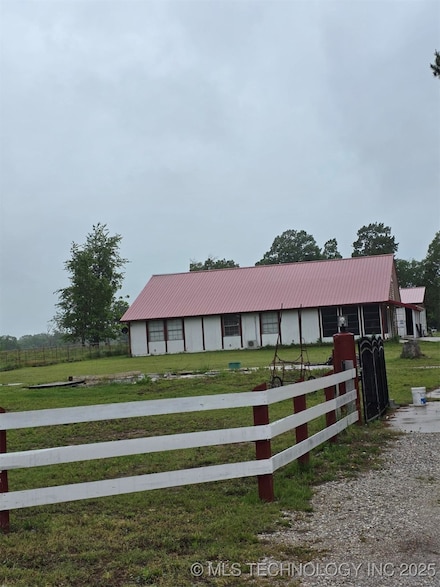 629 S State Hwy 59, Watts, OK 74964