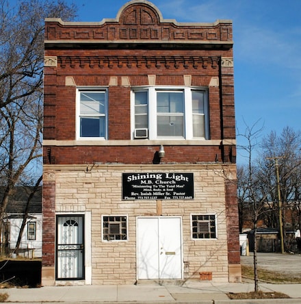 1950 W 63rd St, Chicago, IL 60636