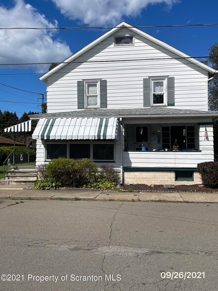 8-9 Connell St, Old Forge, PA 18518