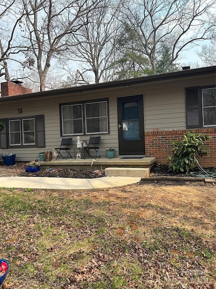 51 Campground Rd, Asheville, NC 28805
