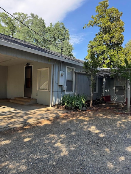 1717 Deer Creek Rd, Shasta Lake, CA 96019