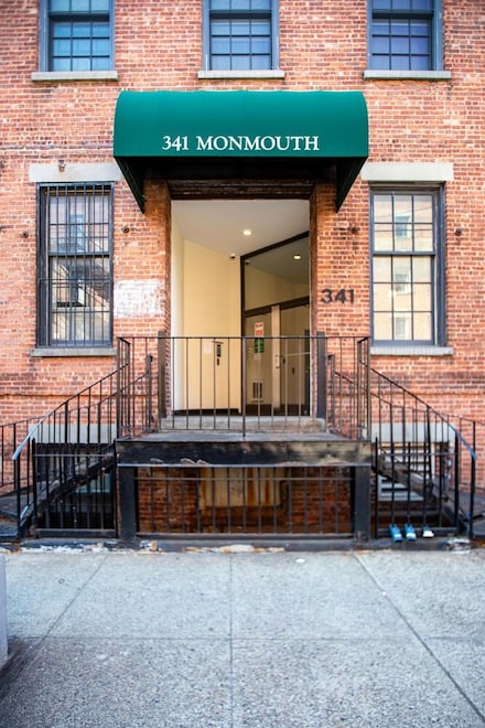 341 Monmouth St Unit 203D, Jersey City, NJ 07302