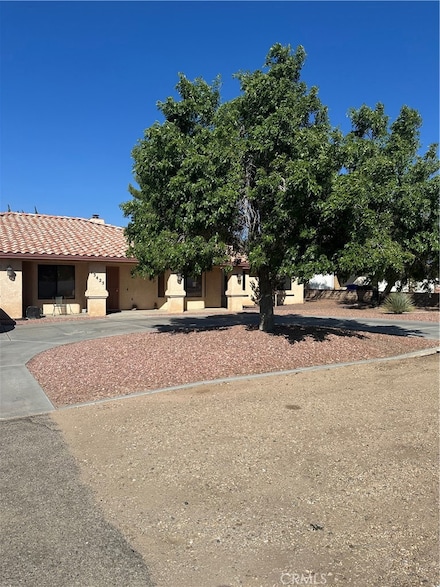 13425 Rincon Rd, Apple Valley, CA 92308