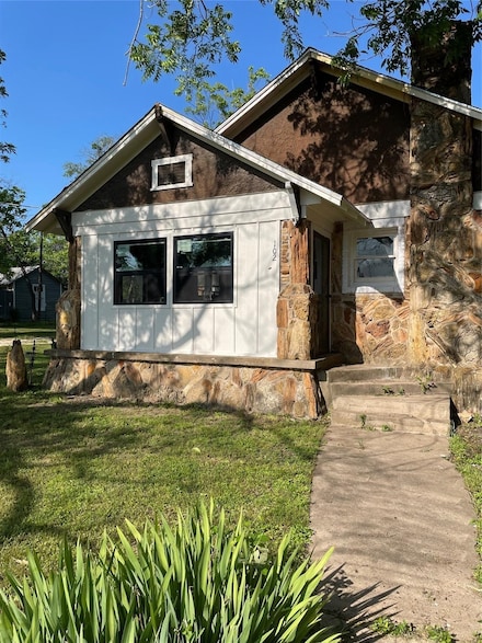 102 Walnut Ave, Walnut Springs, TX 76690