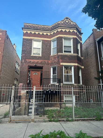 6219 S Albany Ave, Chicago, IL 60629