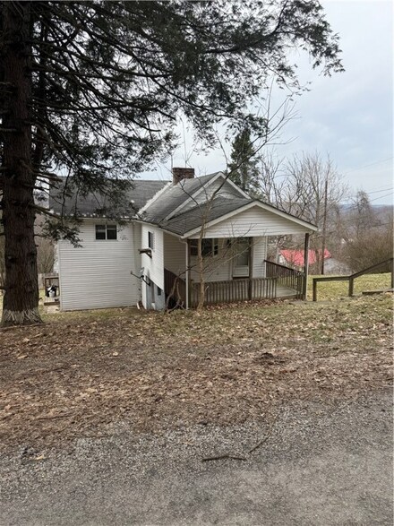 535 Shaffner Ave, Brownsville, PA 15417