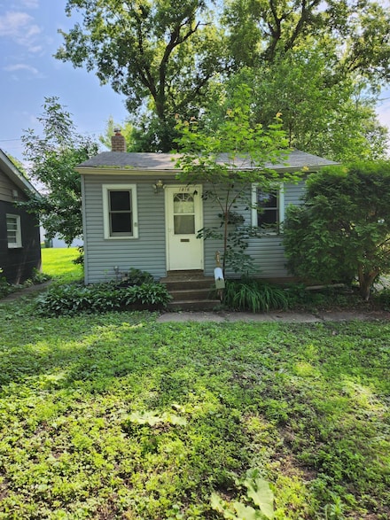 1816 Malvern St, Saint Paul, MN 55113