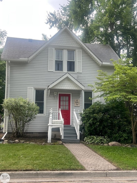 407 Woodworth St, Marine City, MI 48039