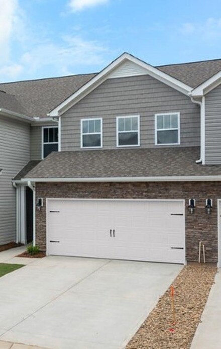 346 Cub Ct, Greenville, SC 29609