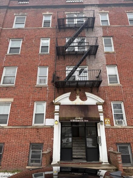 6 Glenwood Ave Unit 37, East Orange, NJ 07017
