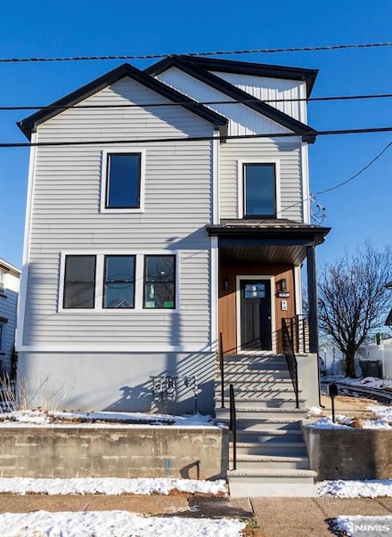 17 Warren St Unit 2, Bergenfield, NJ 07621