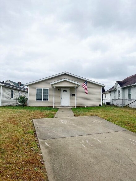 2779 Guyan Ave, Huntington, WV 25702