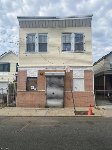 25 Jacob St, Newark, NJ 07103