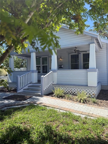 1661 6th St, Sarasota, FL 34236