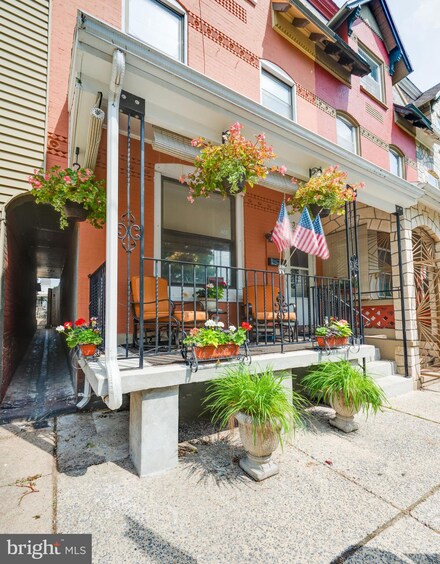 345 S 3rd St, Reading, PA 19602