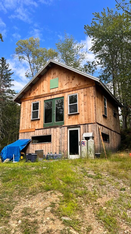 125 Valley Avenue Rd, Dexter, ME 04930