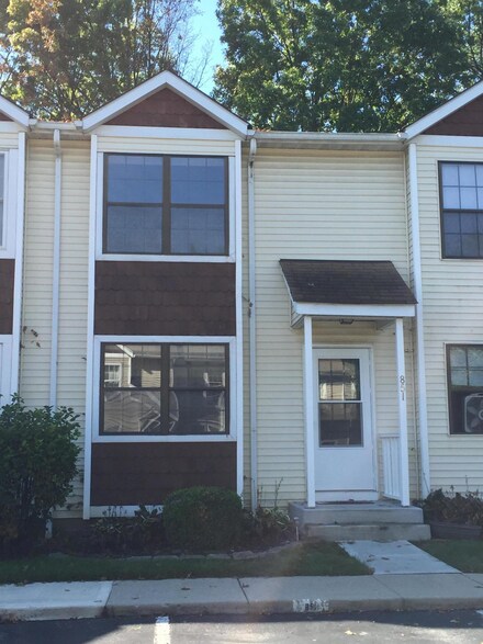 851 Noddymill Ln E Unit 31D, Columbus, OH 43085