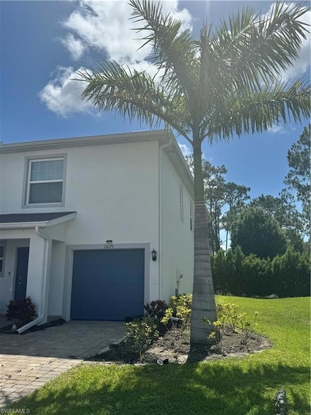 15273 Wildflower Cir, Naples, FL 34119