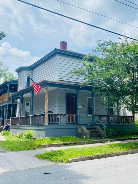 100 Frost St, Brattleboro, VT 05301
