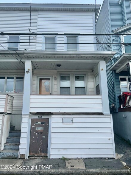 236 E Kline Ave, Lansford, PA 18232