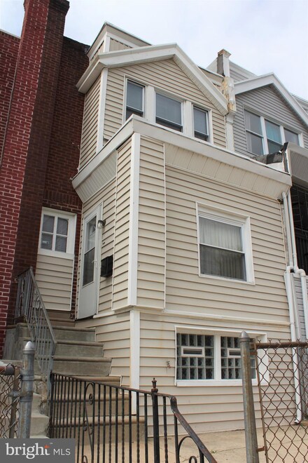 1846 W Ruscomb St, Philadelphia, PA 19141