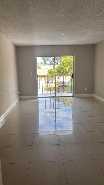 13725 NE 6th Ave Unit 201, North Miami, FL 33161