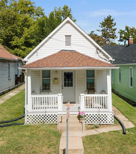 404 Morgan St, Saint Charles, MO 63301