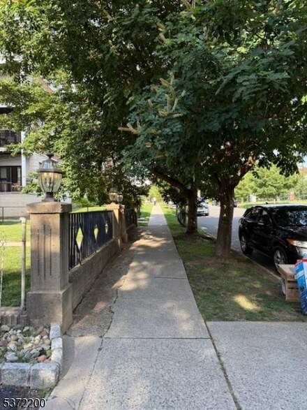 22 Baldwin St Unit 1, Montclair, NJ 07042