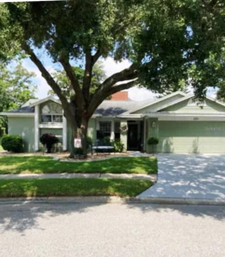 8101 Roxboro Dr, Hudson, FL 34667