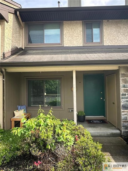 134 Hampshire Dr, Plainsboro, NJ 08536