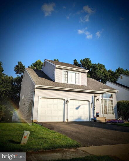 151 Ridgewood Way, Burlington, NJ 08016