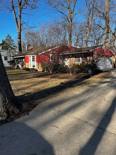 621 Harms Rd, Glenview, IL 60025