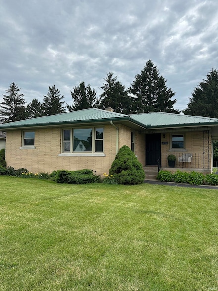 327 W 16th St, Mishawaka, IN 46544